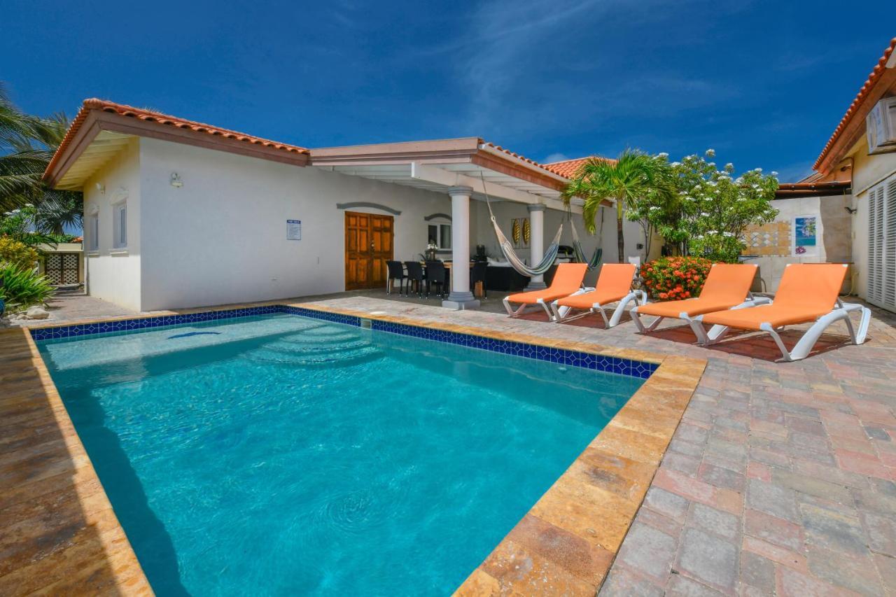 Villa Swiss Paradise With Private Pool Palm Beach Exterior foto