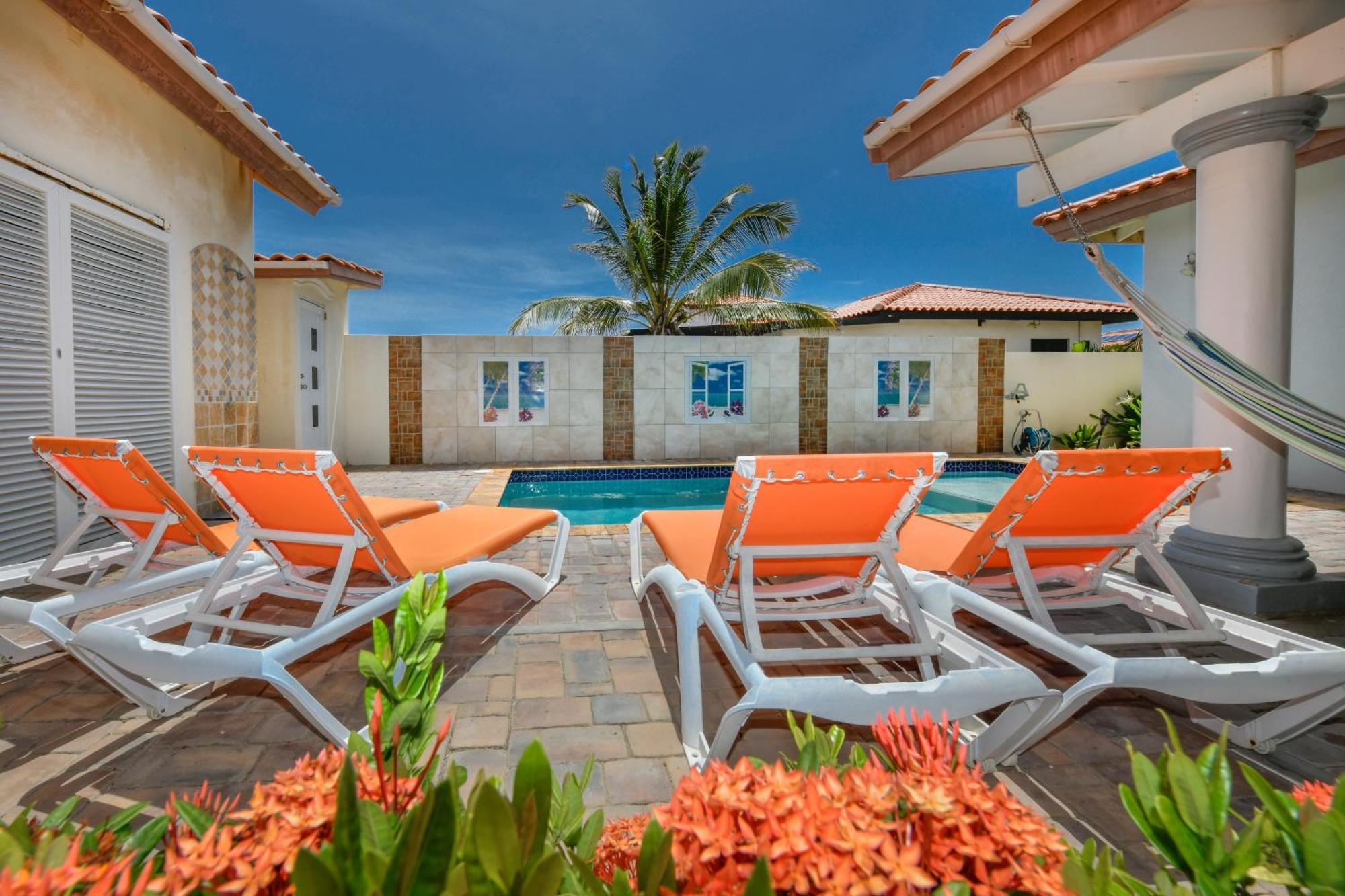 Villa Swiss Paradise With Private Pool Palm Beach Exterior foto